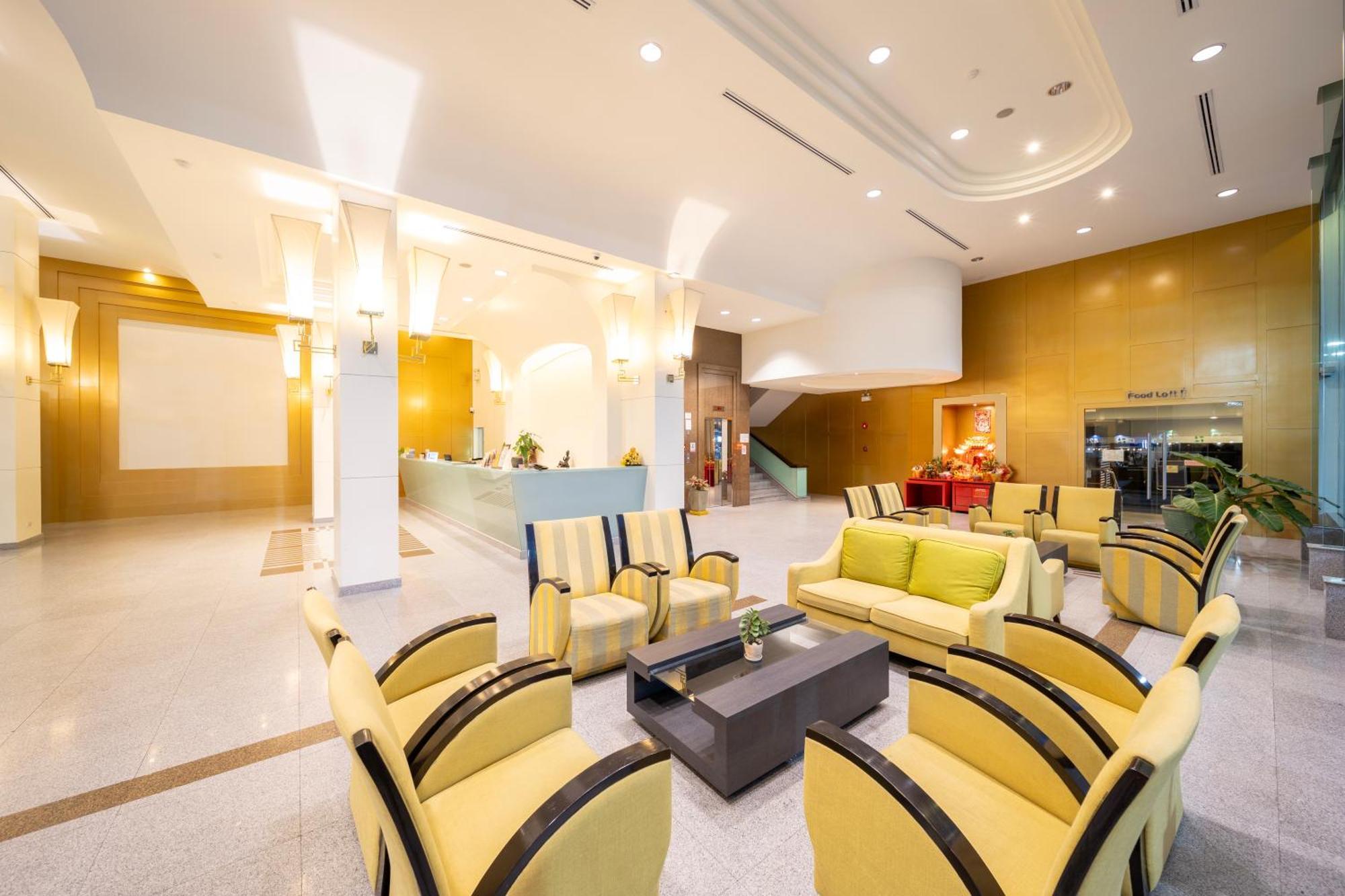 New Season Hotel Hat Yai Buitenkant foto