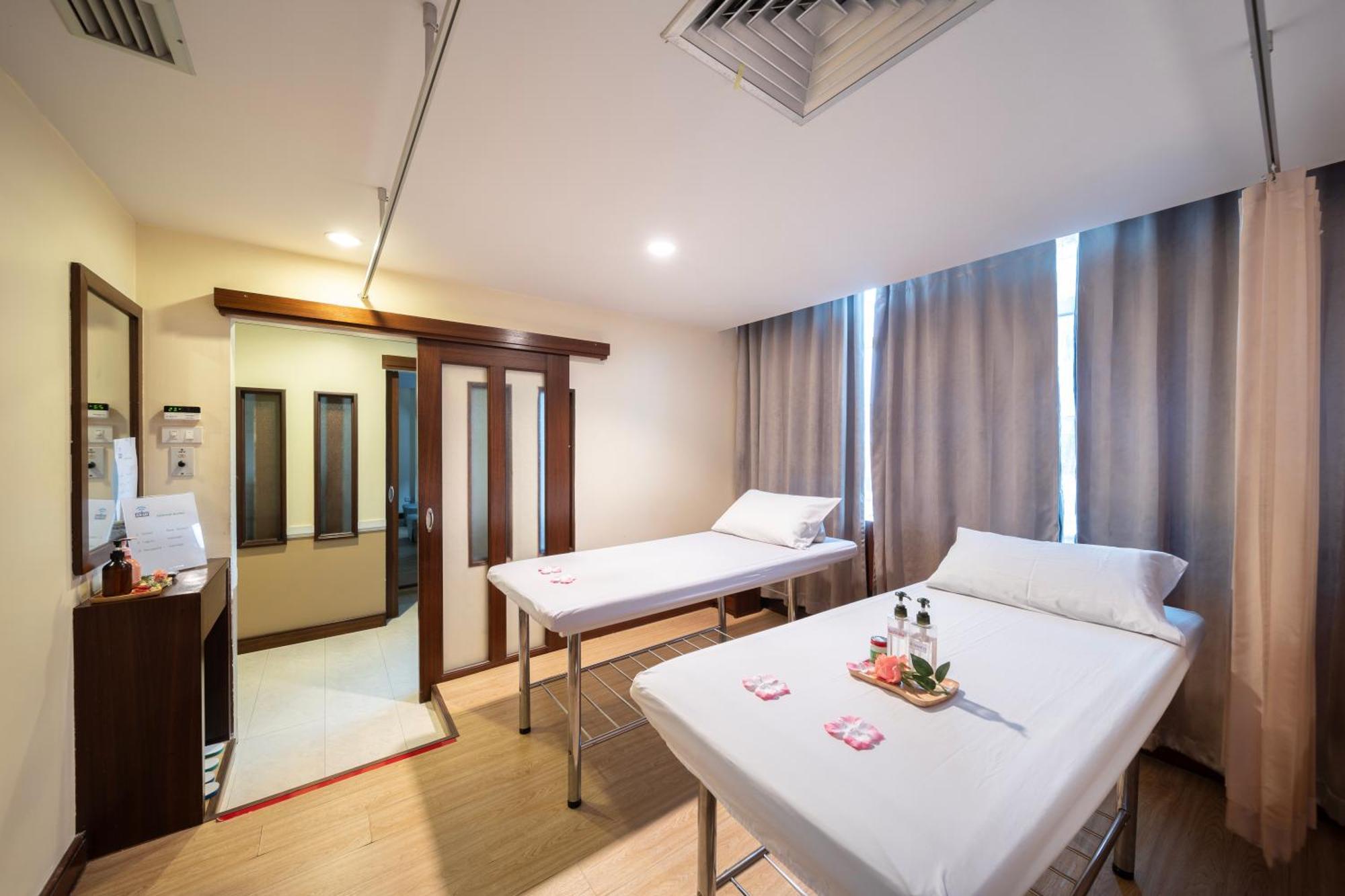 New Season Hotel Hat Yai Buitenkant foto