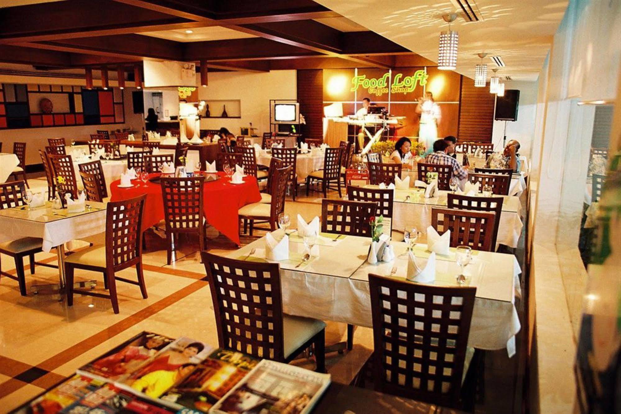 New Season Hotel Hat Yai Buitenkant foto
